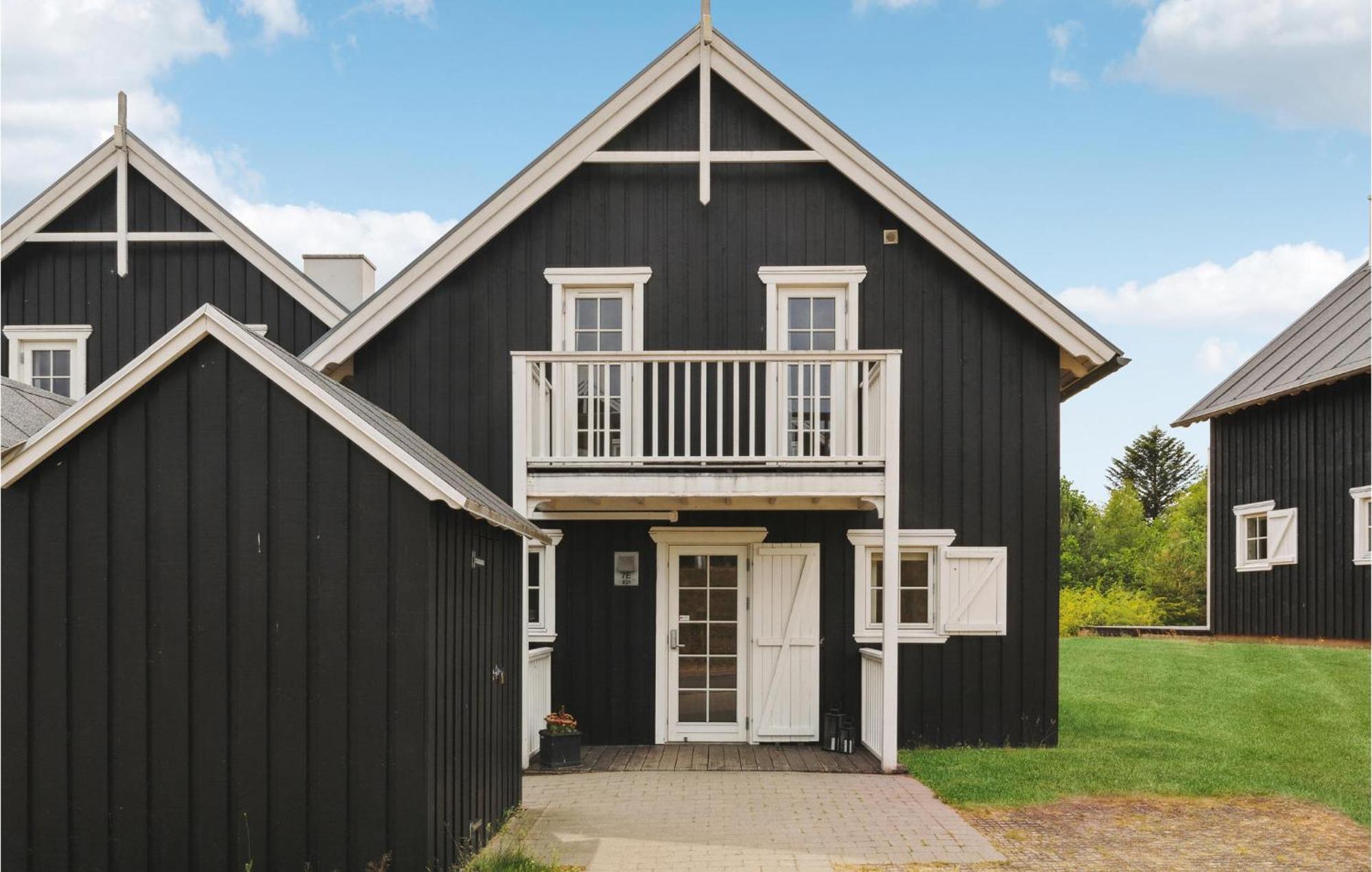 Nice Home In Gjern With Wifi Exteriör bild